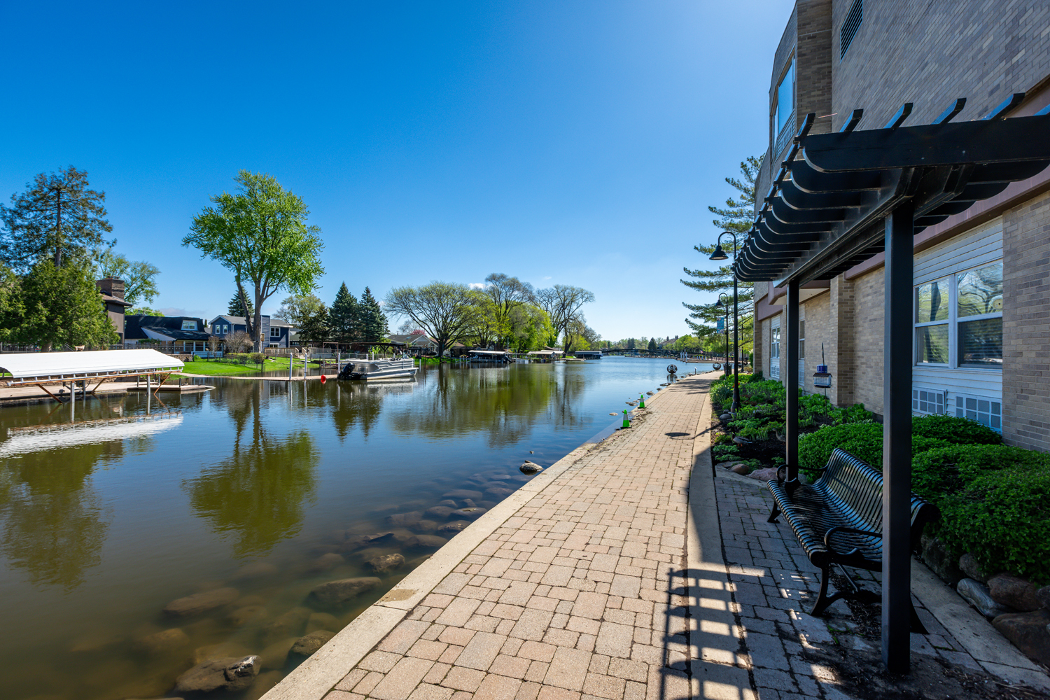 1010 Osage Drive, McHenry, IL 60051
