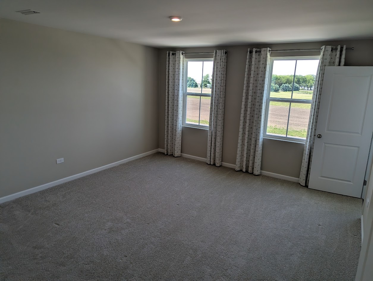 1219 Fox Hedge Trail, Hampshire, IL 60140