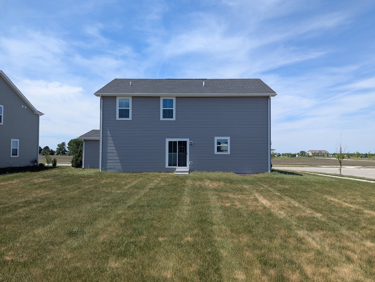 1219 Fox Hedge Trail, Hampshire, IL 60140