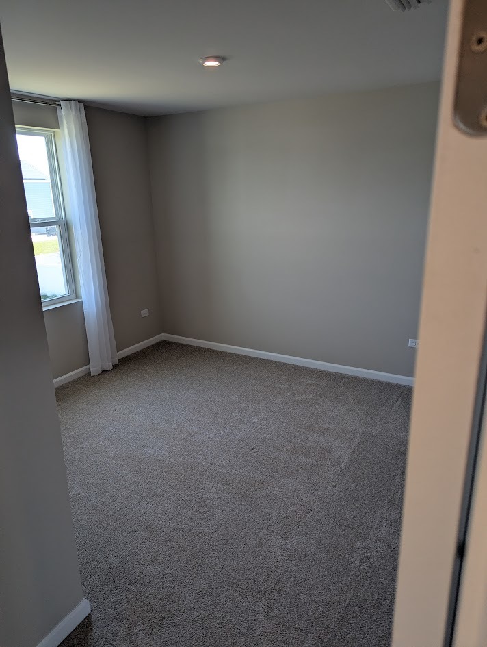 1219 Fox Hedge Trail, Hampshire, IL 60140
