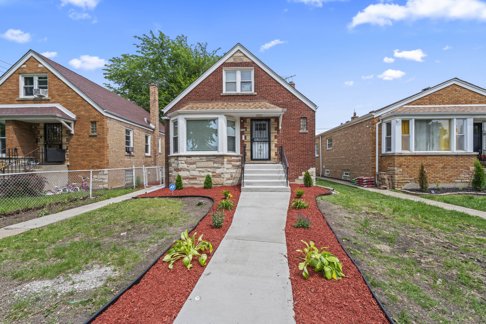 7917 S Christiana Avenue, Chicago, IL 60652