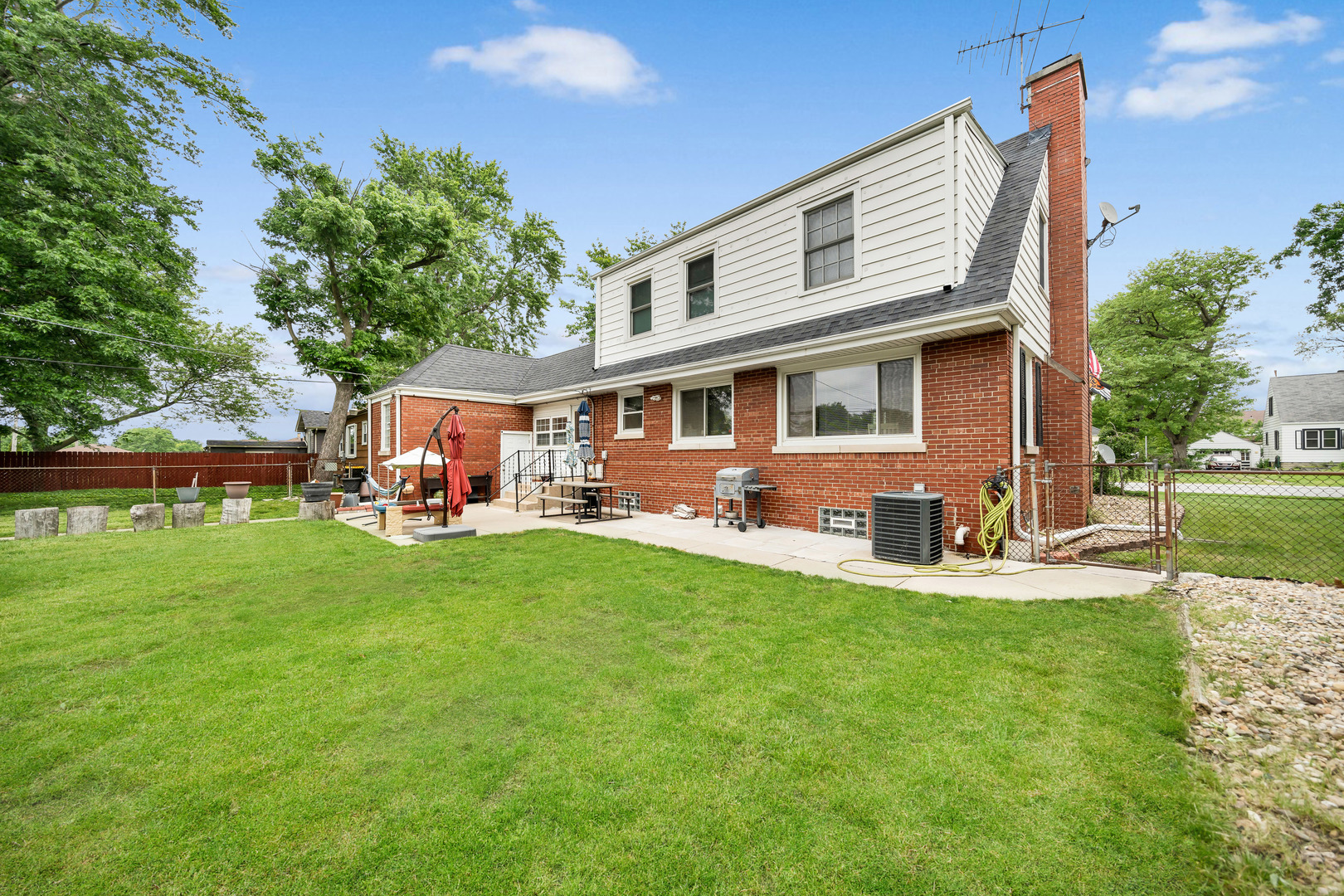 18148 State Line Avenue, Lansing, IL 60438