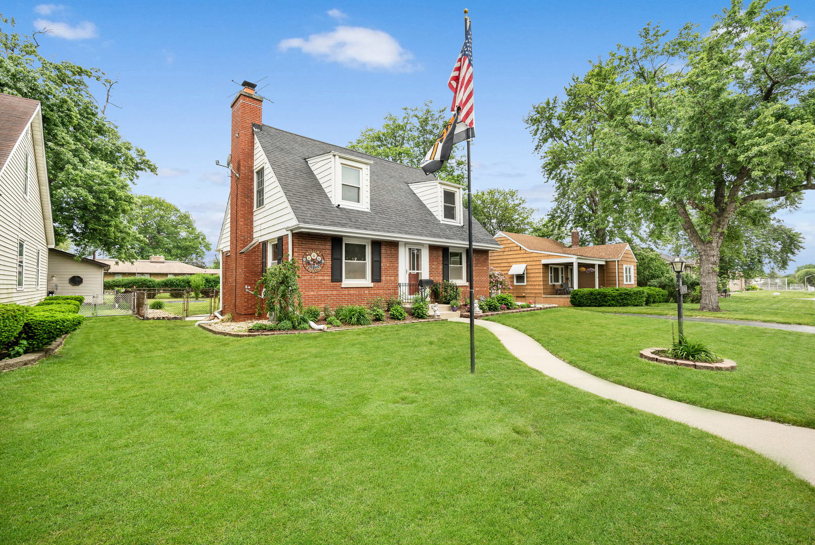 18148 State Line Avenue, Lansing, IL 60438