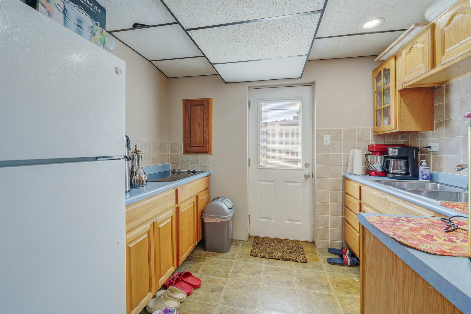 7849 W 79th Place, Bridgeview, IL 60455