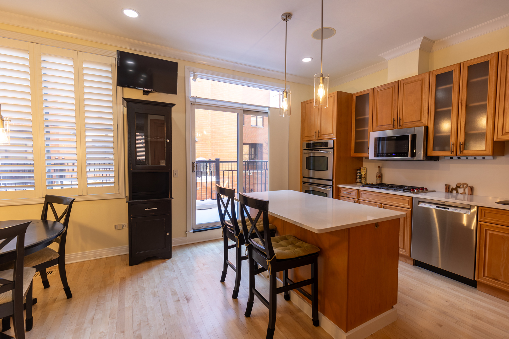 1125 W Monroe Street, Chicago, IL 60607