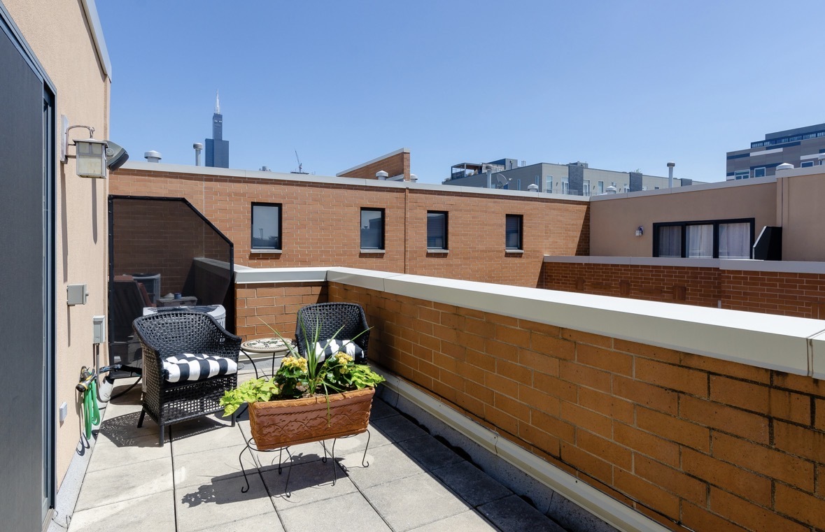 1125 W Monroe Street, Chicago, IL 60607