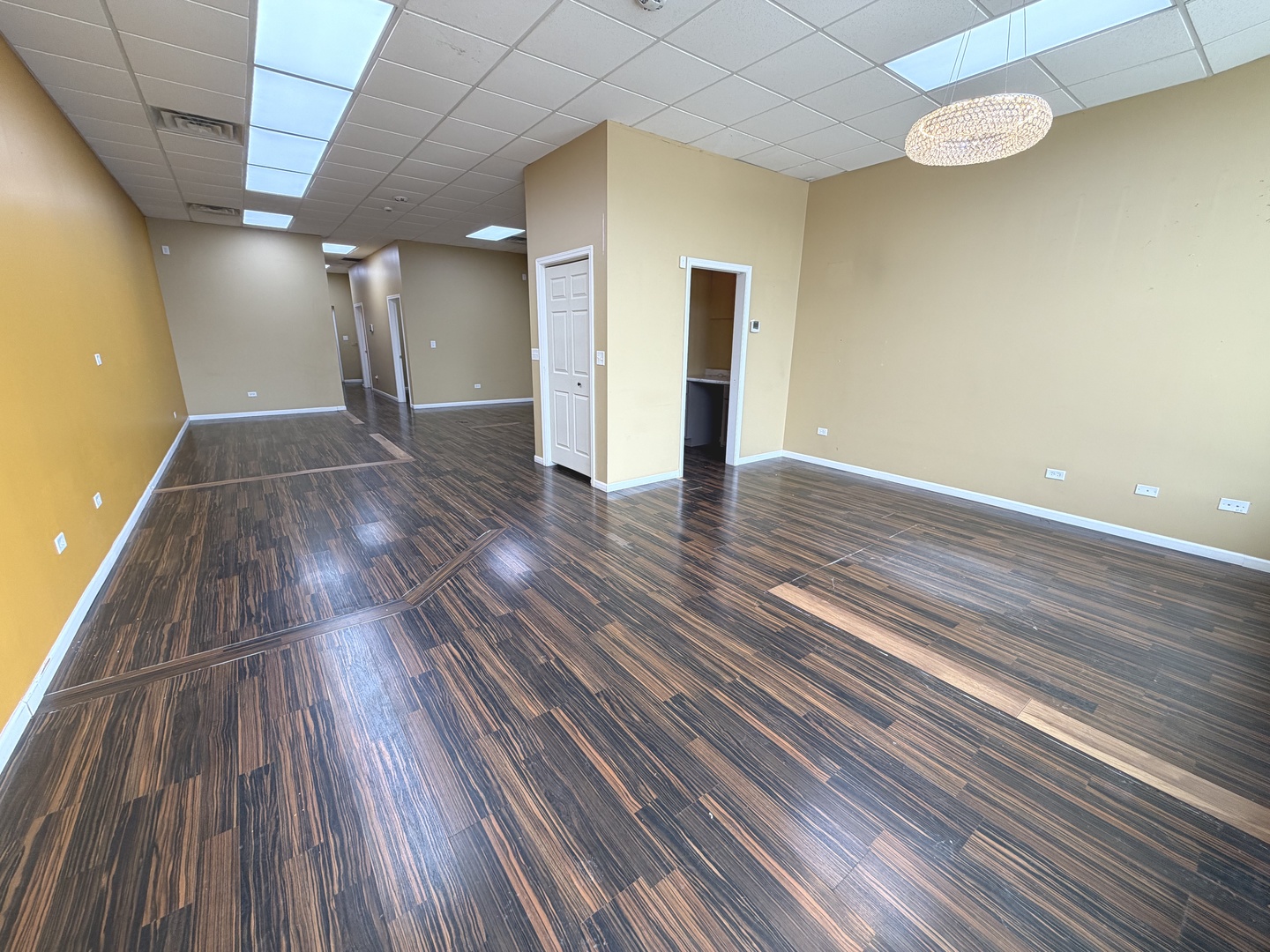 9023 W 151st Street, Orland Park, IL 60462