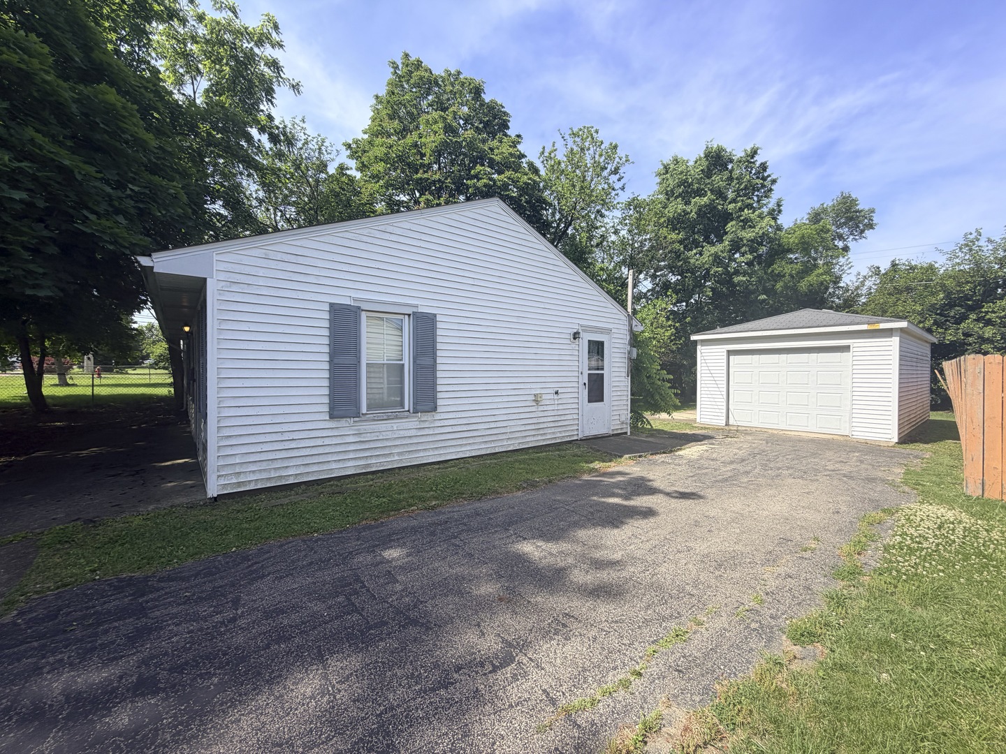 1403 Hosmer Street, Joliet, IL 60435