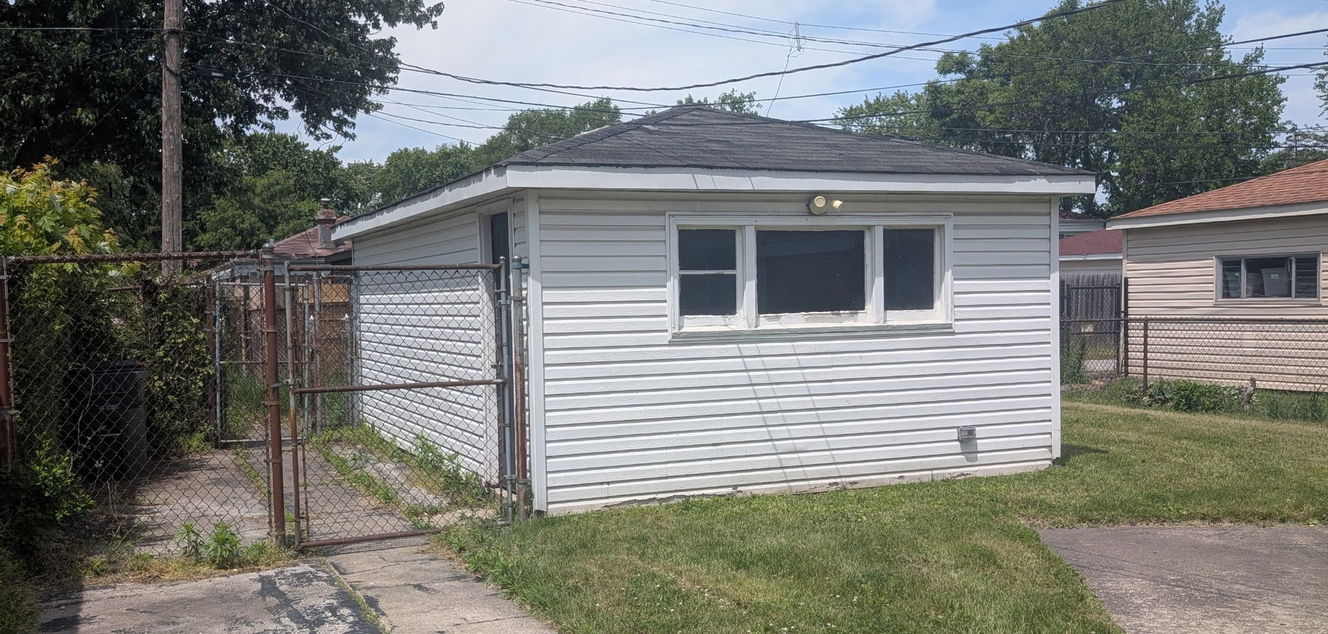 14738 Blackstone Avenue, Dolton, IL 60419