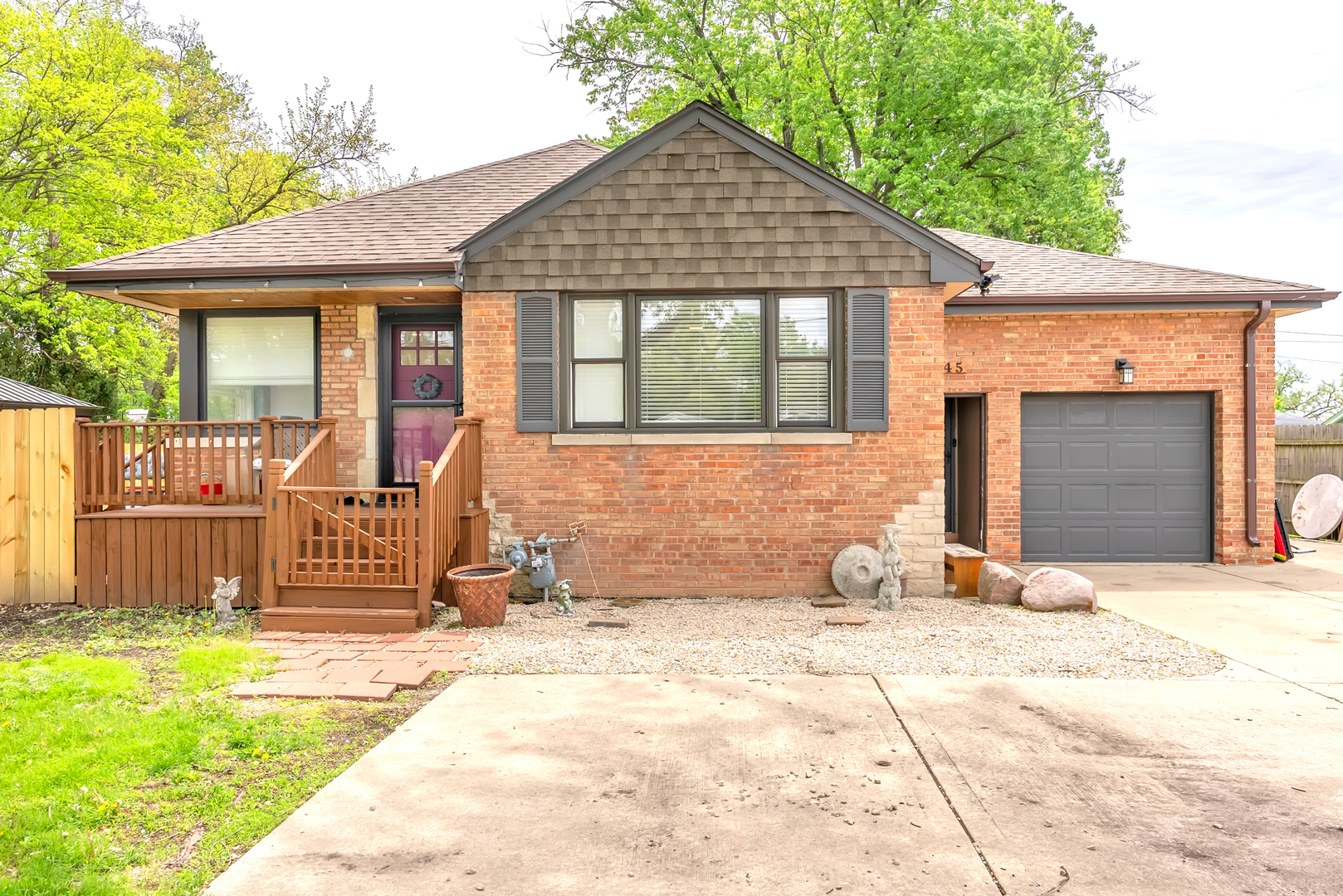17W445 BUTTERFIELD Road, Oakbrook Terrace, IL 60181