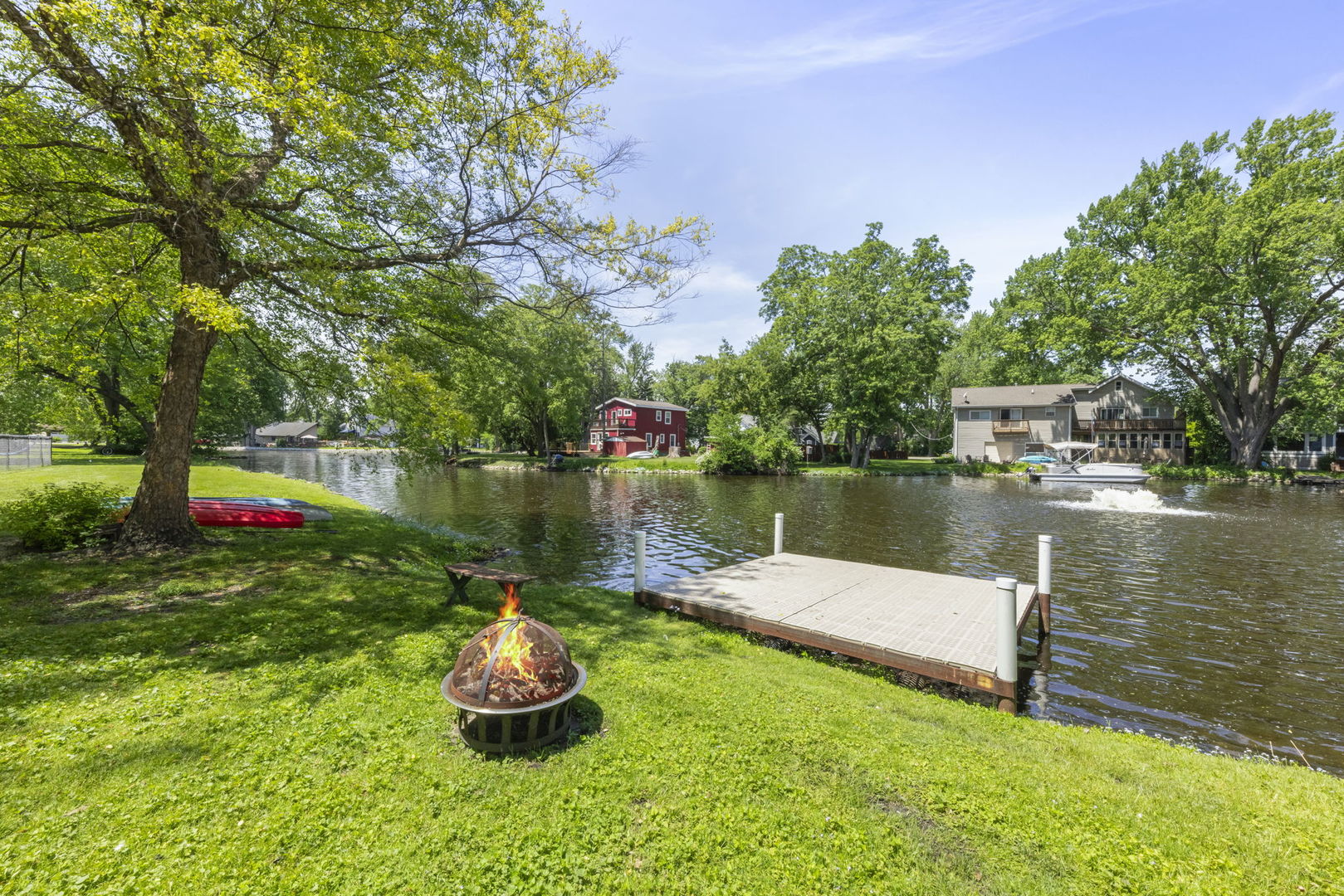 3321 Willow Lane, Island Lake, IL 60042