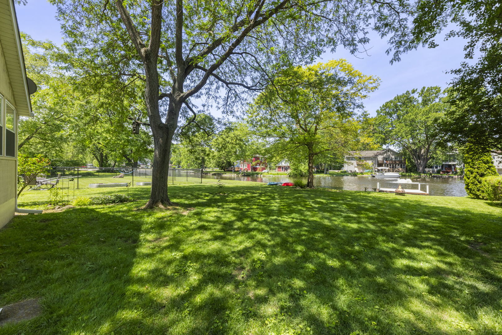 3321 Willow Lane, Island Lake, IL 60042