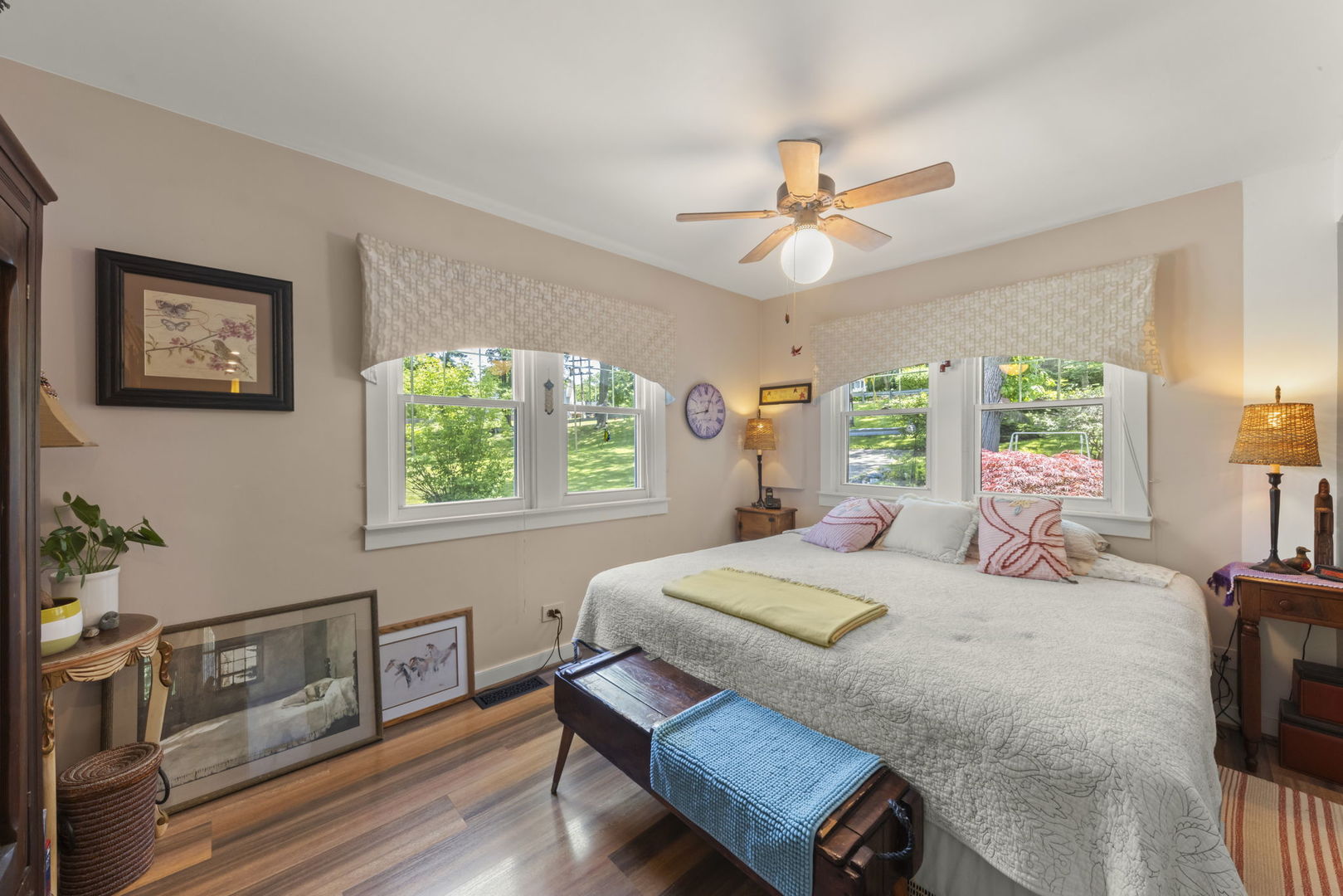 3321 Willow Lane, Island Lake, IL 60042