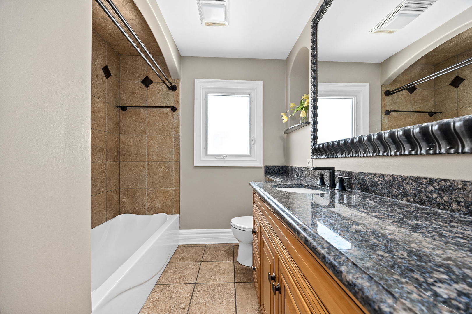 7917 W 81st Street, Bridgeview, IL 60455