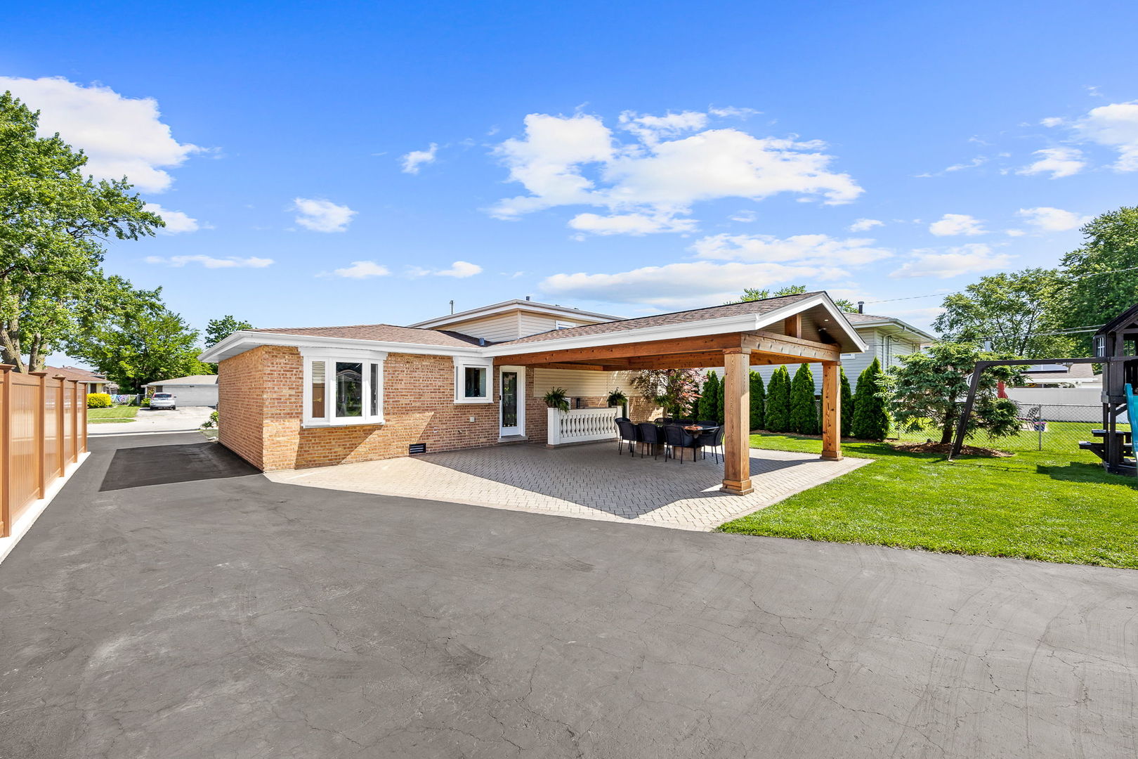 7917 W 81st Street, Bridgeview, IL 60455