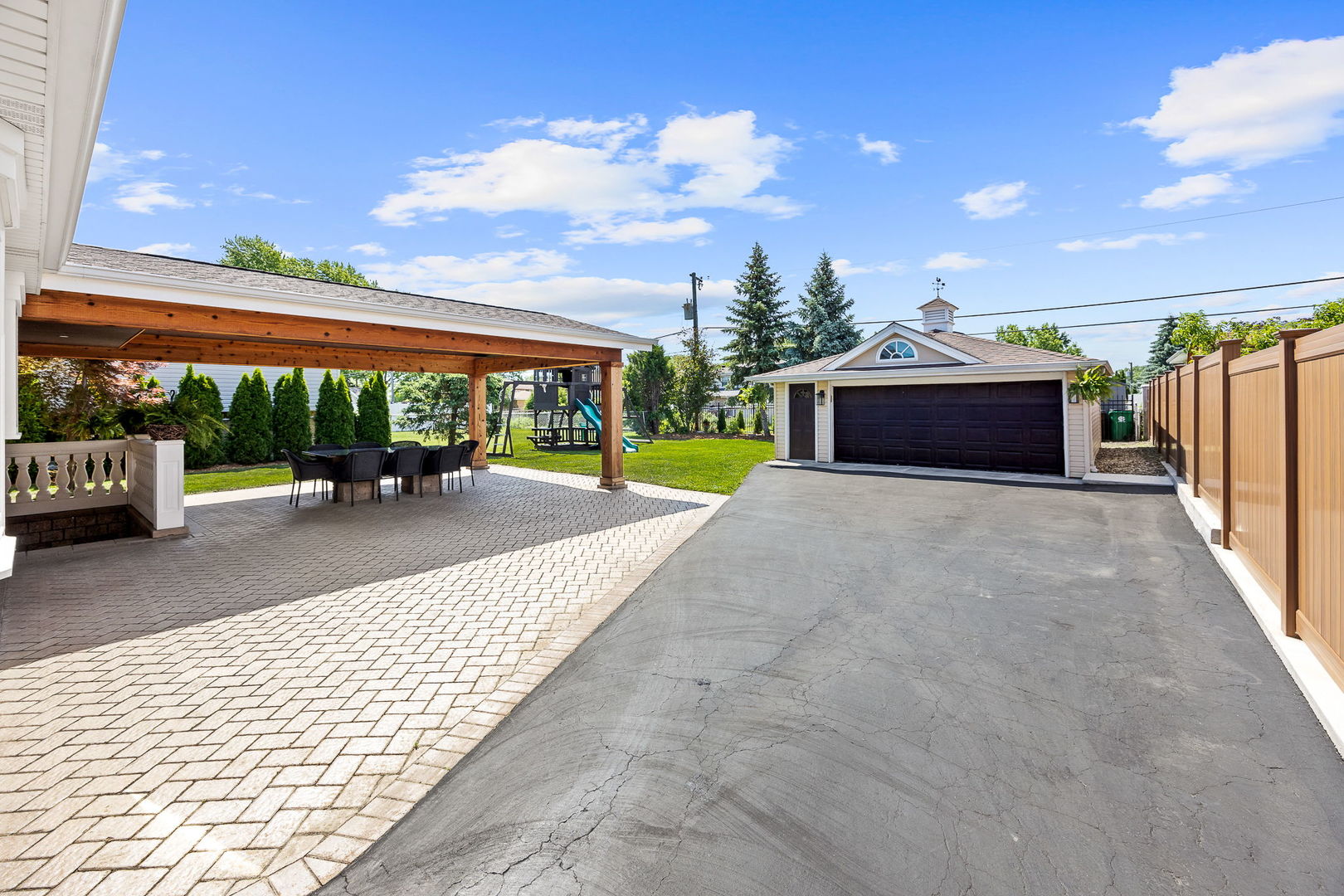 7917 W 81st Street, Bridgeview, IL 60455