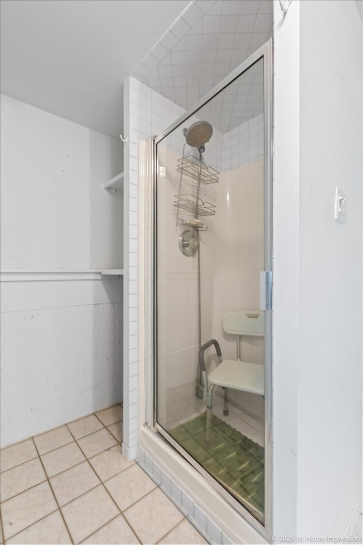 9600 Mayfield Avenue, Oak Lawn, IL 60453