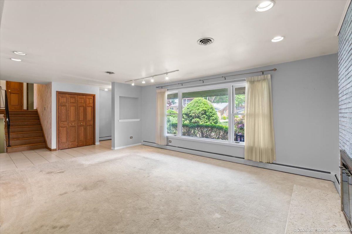 9600 Mayfield Avenue, Oak Lawn, IL 60453