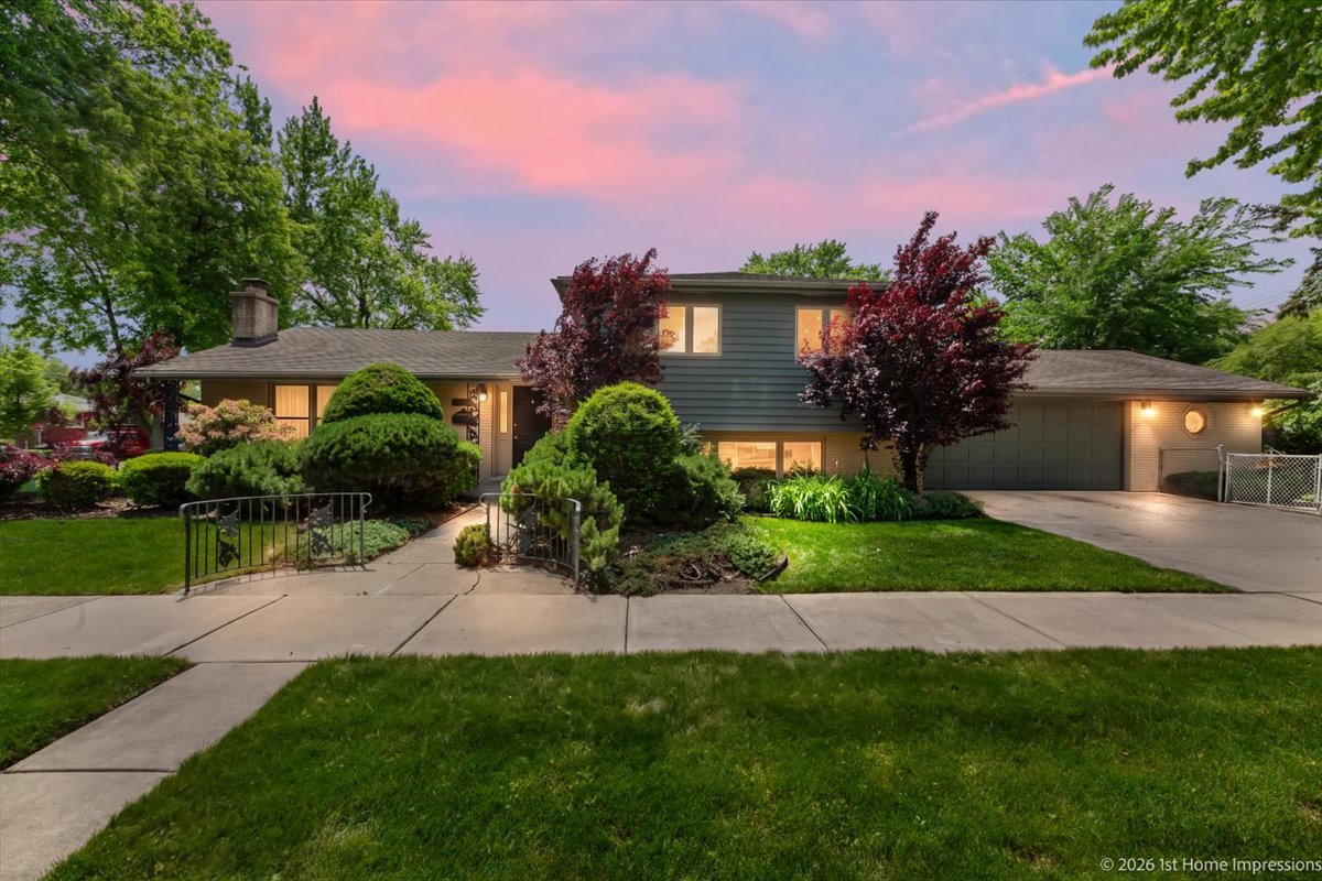 9600 Mayfield Avenue, Oak Lawn, IL 60453