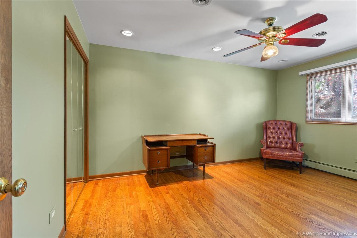 9600 Mayfield Avenue, Oak Lawn, IL 60453