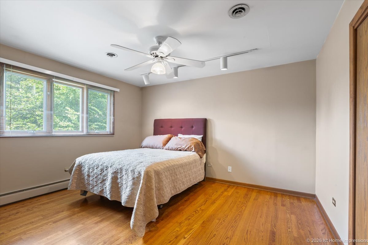 9600 Mayfield Avenue, Oak Lawn, IL 60453