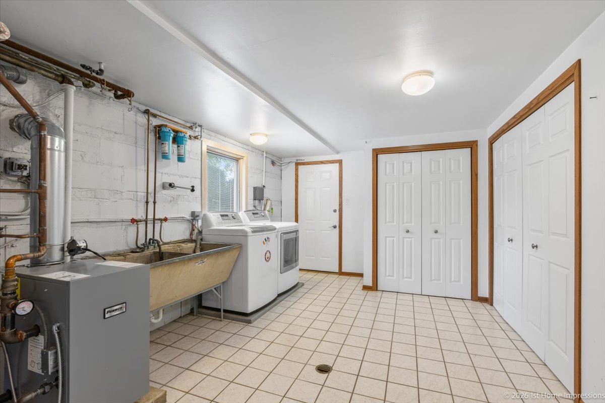 9600 Mayfield Avenue, Oak Lawn, IL 60453