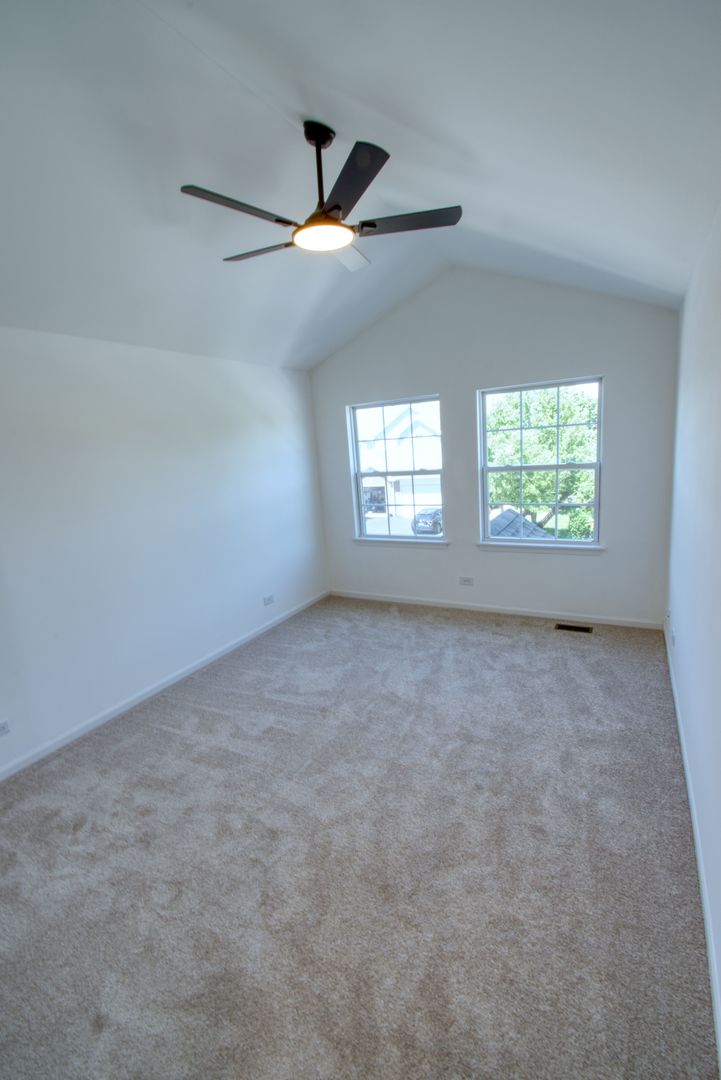 5564 Elizabeth Place, Rolling Meadows, IL 60008
