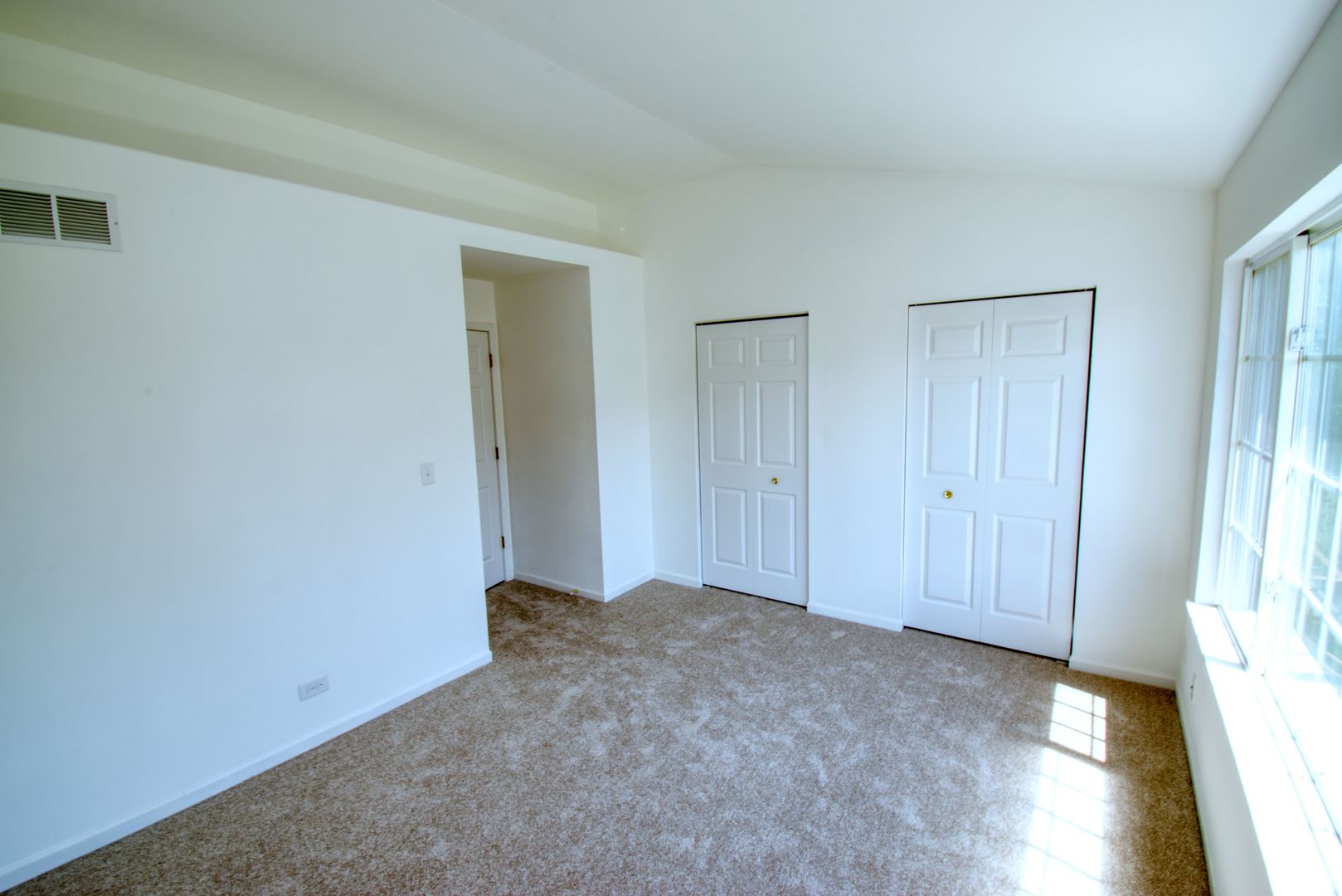 5564 Elizabeth Place, Rolling Meadows, IL 60008