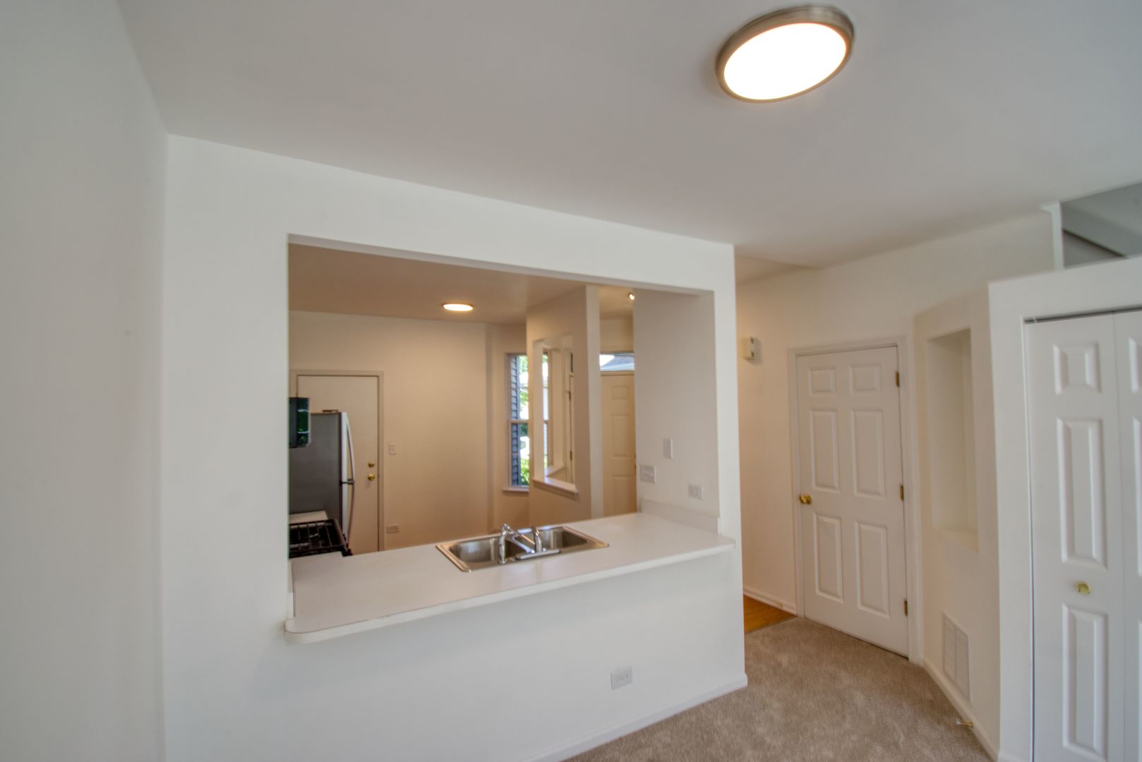 5564 Elizabeth Place, Rolling Meadows, IL 60008