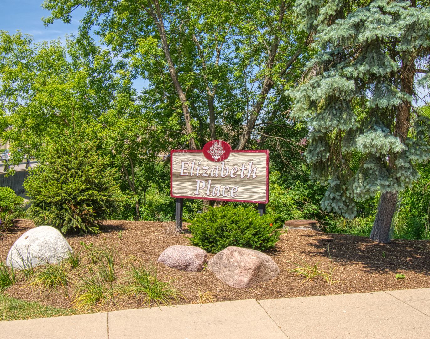 5564 Elizabeth Place, Rolling Meadows, IL 60008