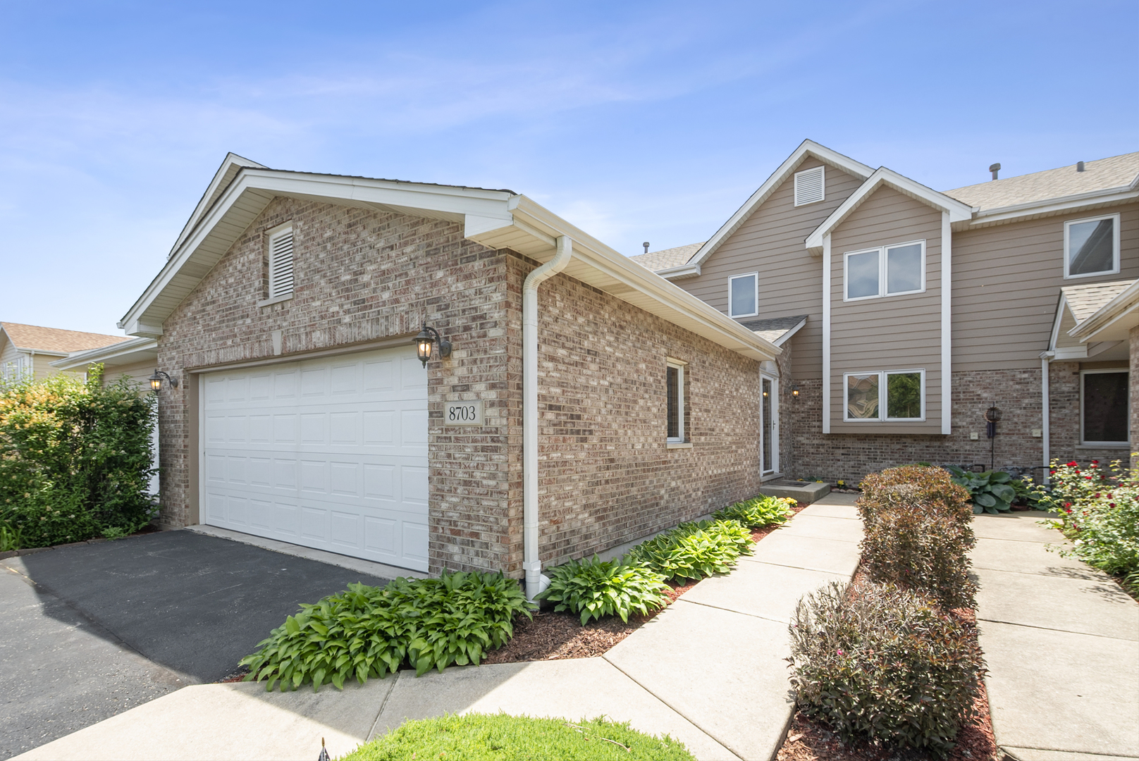 8703 Cashel Lane, Tinley Park, IL 60487