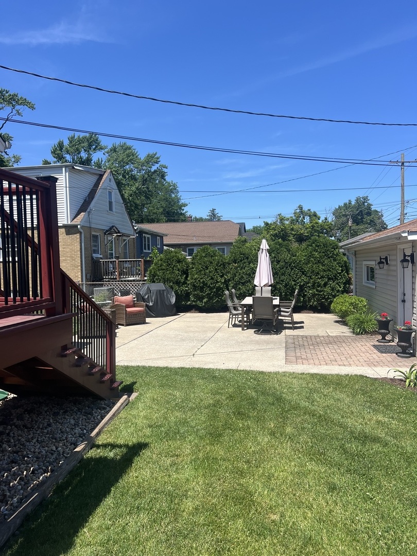 3147 Sunnyside Avenue, Brookfield, IL 60513