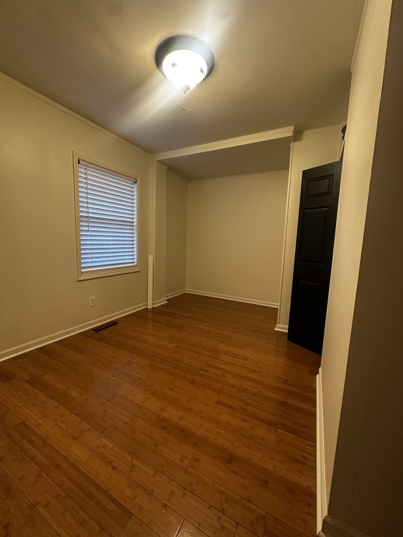 3147 Sunnyside Avenue, Brookfield, IL 60513