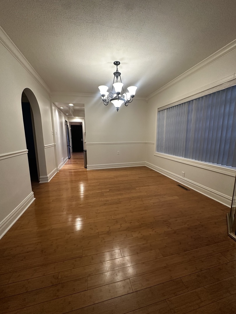 3147 Sunnyside Avenue, Brookfield, IL 60513
