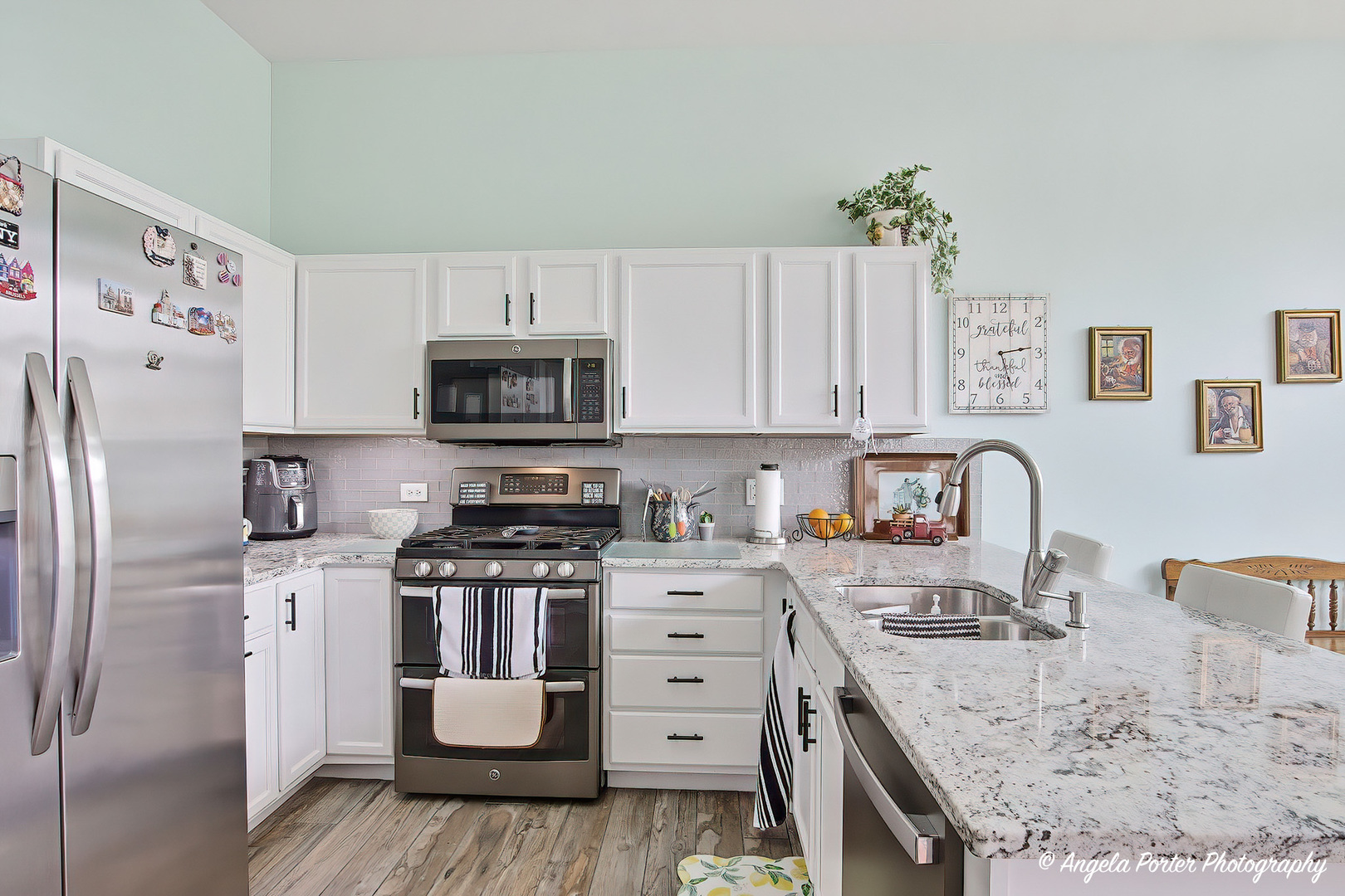 4641 4th Street, Winthrop Harbor, IL 60096