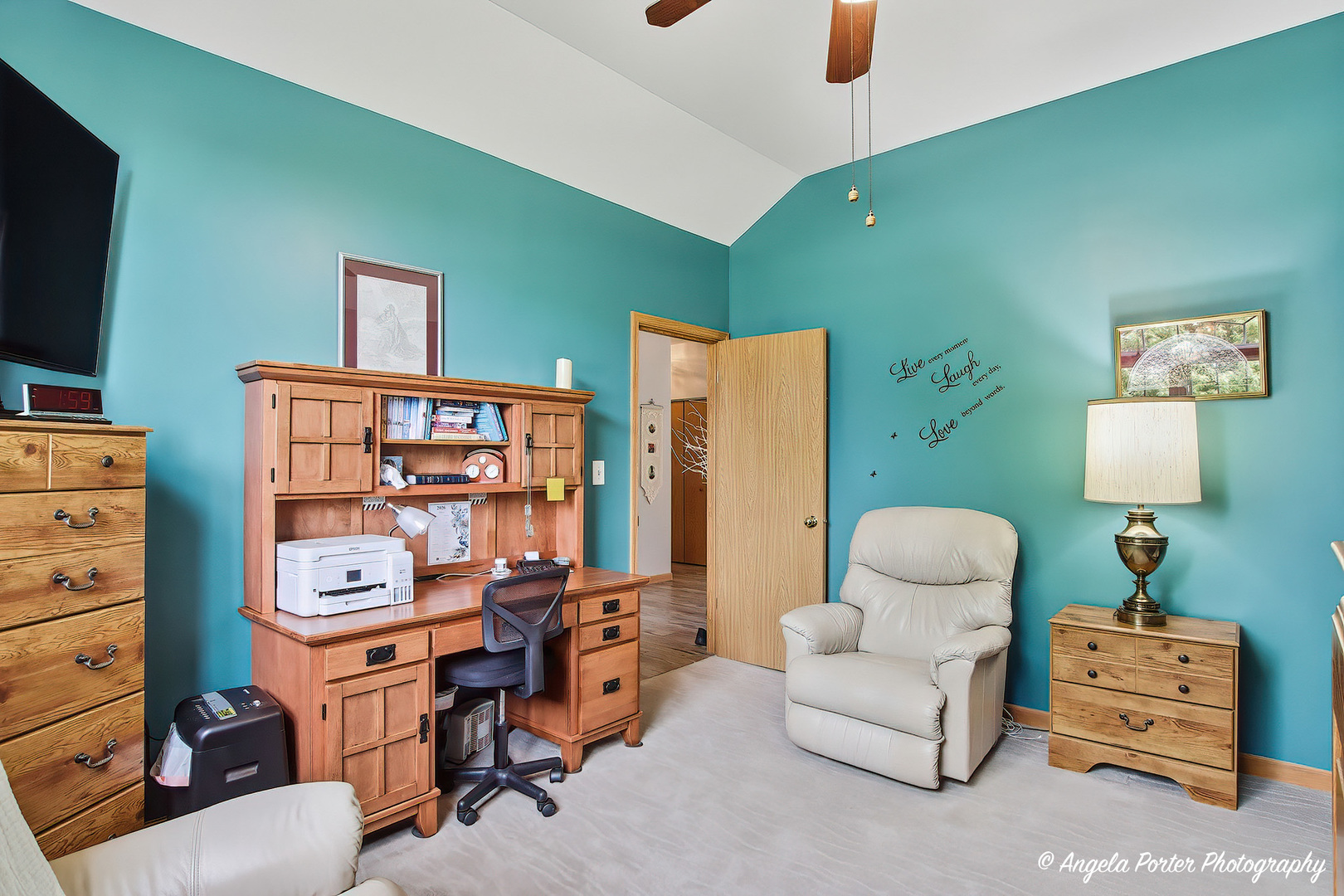 4641 4th Street, Winthrop Harbor, IL 60096