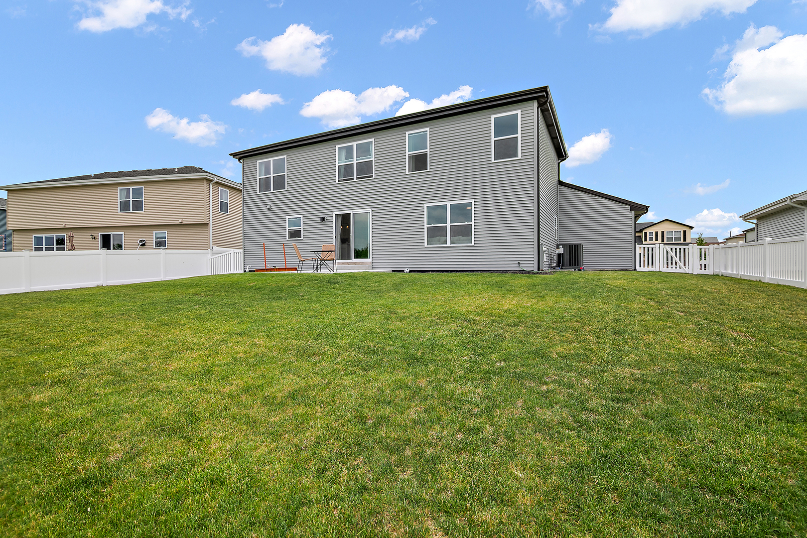 1398 Clifton Avenue, Beecher, IL 60401