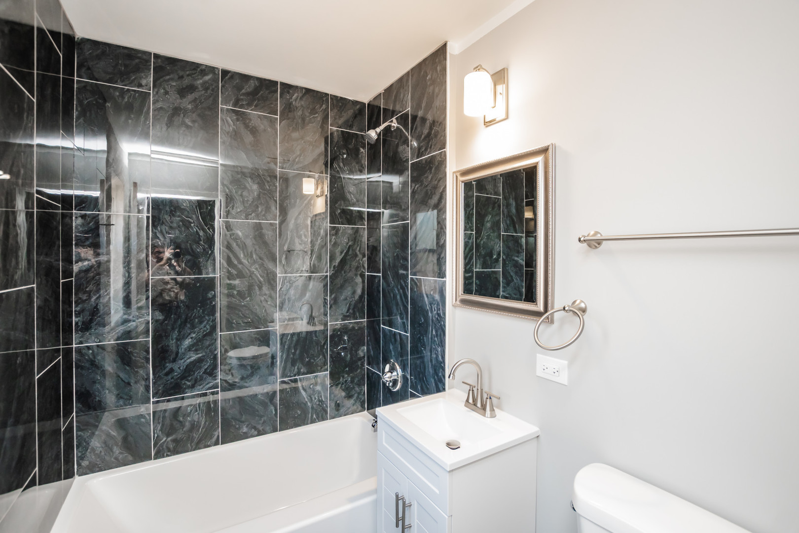 1244 W 115th Street, Chicago, IL 60643