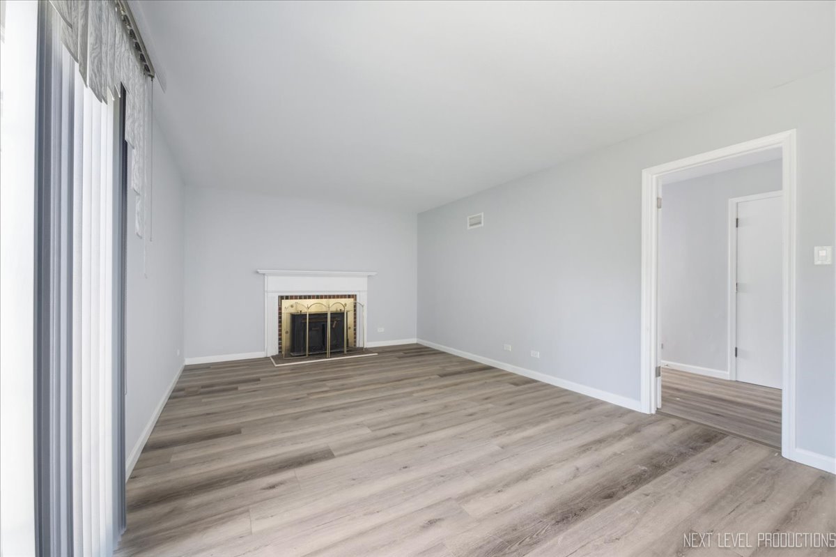 3007 Greenwood Road, Hazel Crest, IL 60429