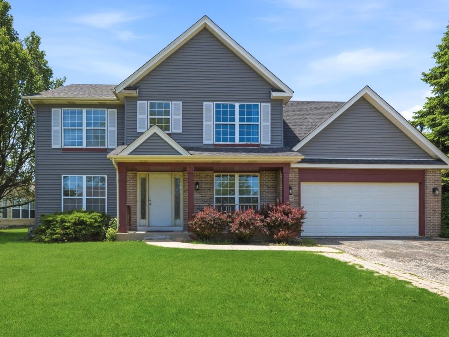 225 Parkside Lane, Oswego, IL 60543