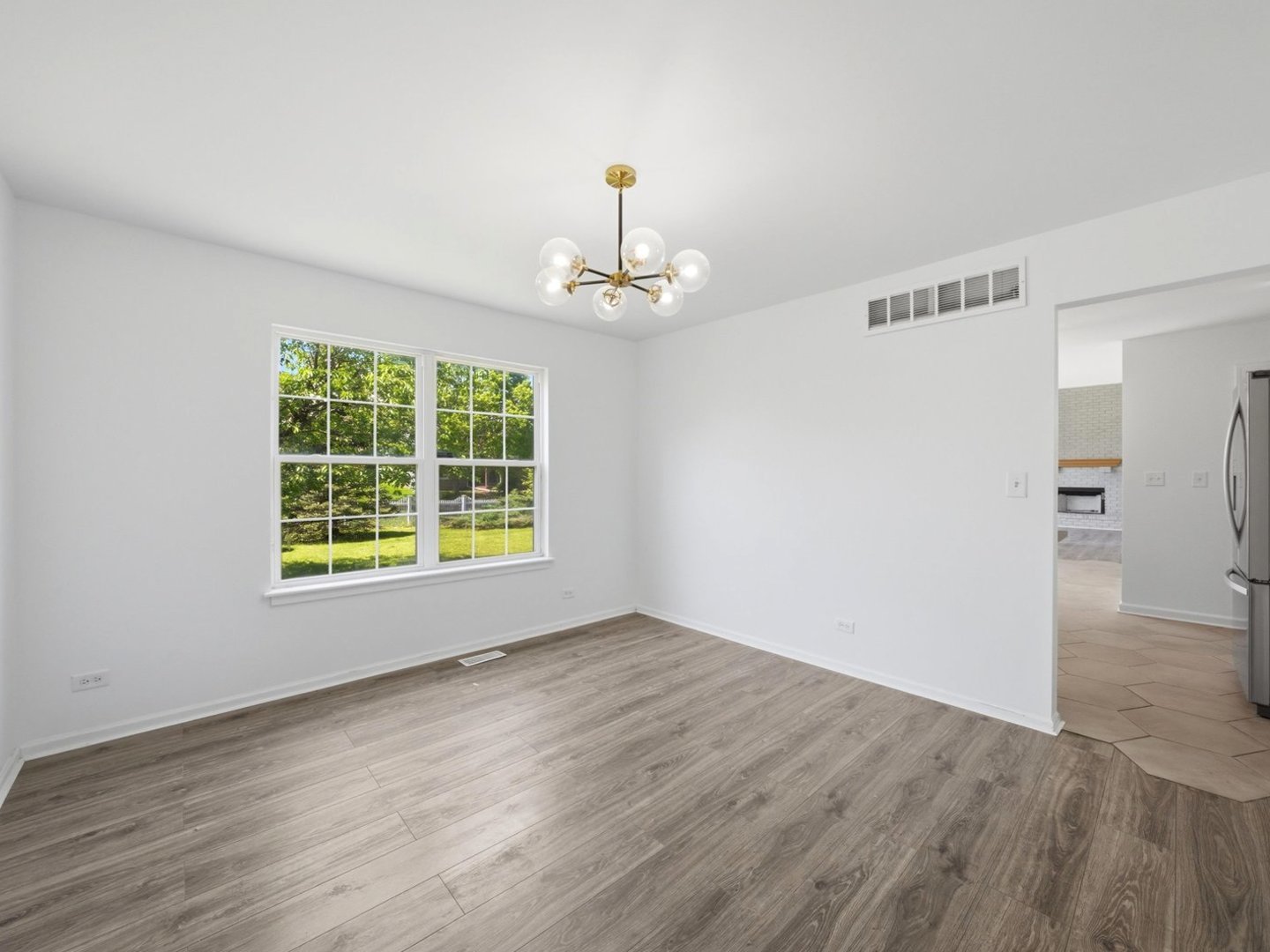 225 Parkside Lane, Oswego, IL 60543