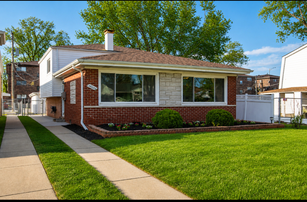 14024 S Saginaw Avenue, Burnham, IL 60633