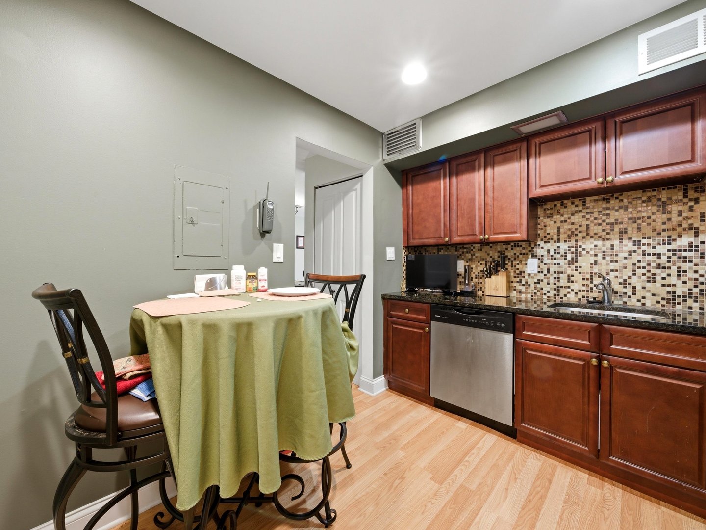 333 S EAST Avenue #306, Oak Park, IL 60302