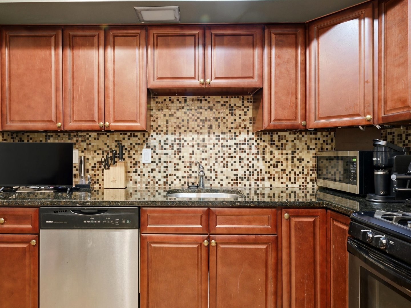333 S EAST Avenue #306, Oak Park, IL 60302