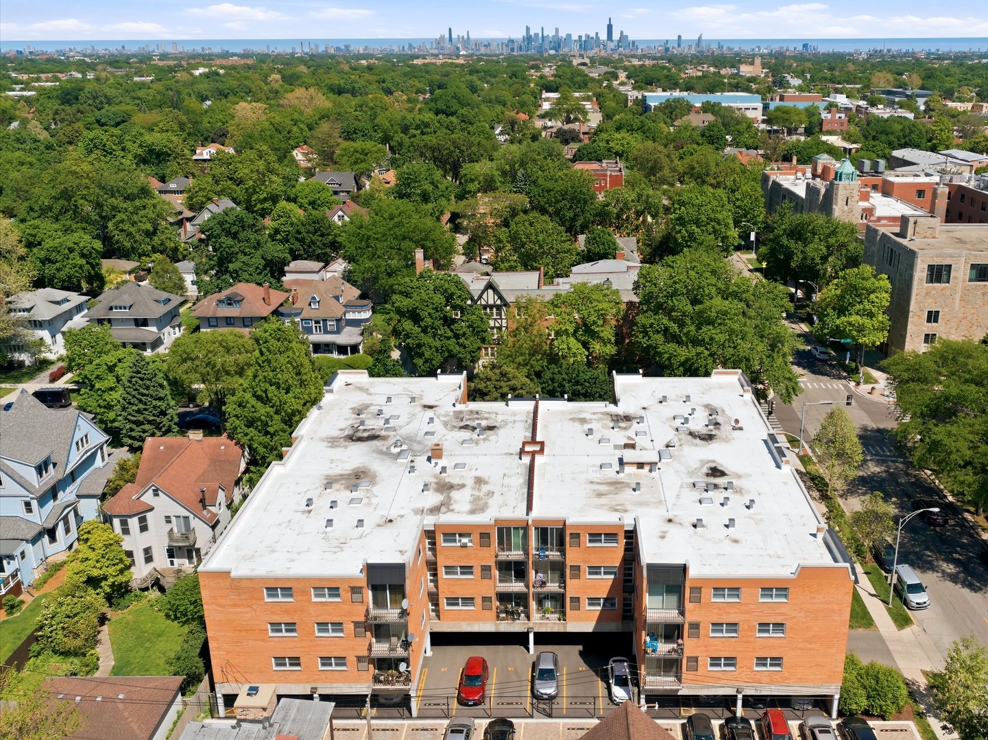 333 S EAST Avenue #306, Oak Park, IL 60302