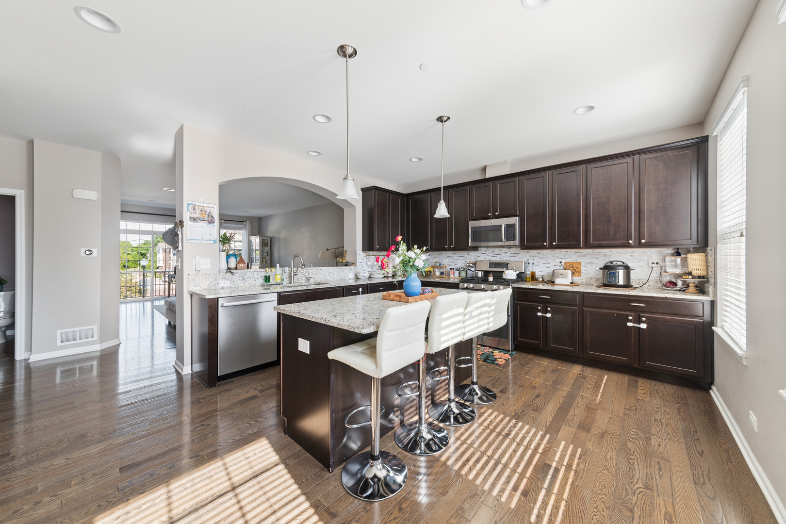 15 Margaret Drive, Schaumburg, IL 60194