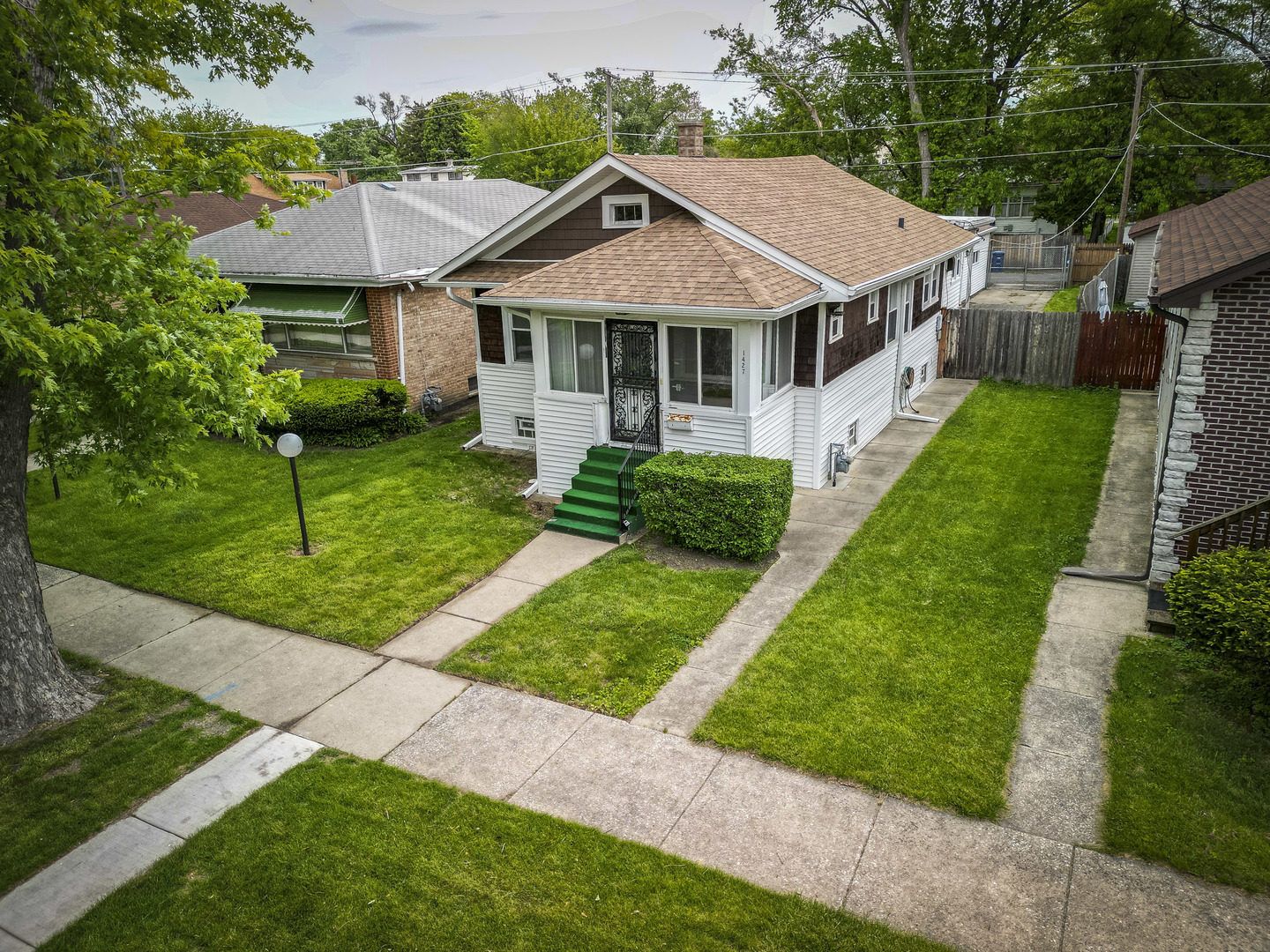 1427 S 21st Avenue, Maywood, IL 60153