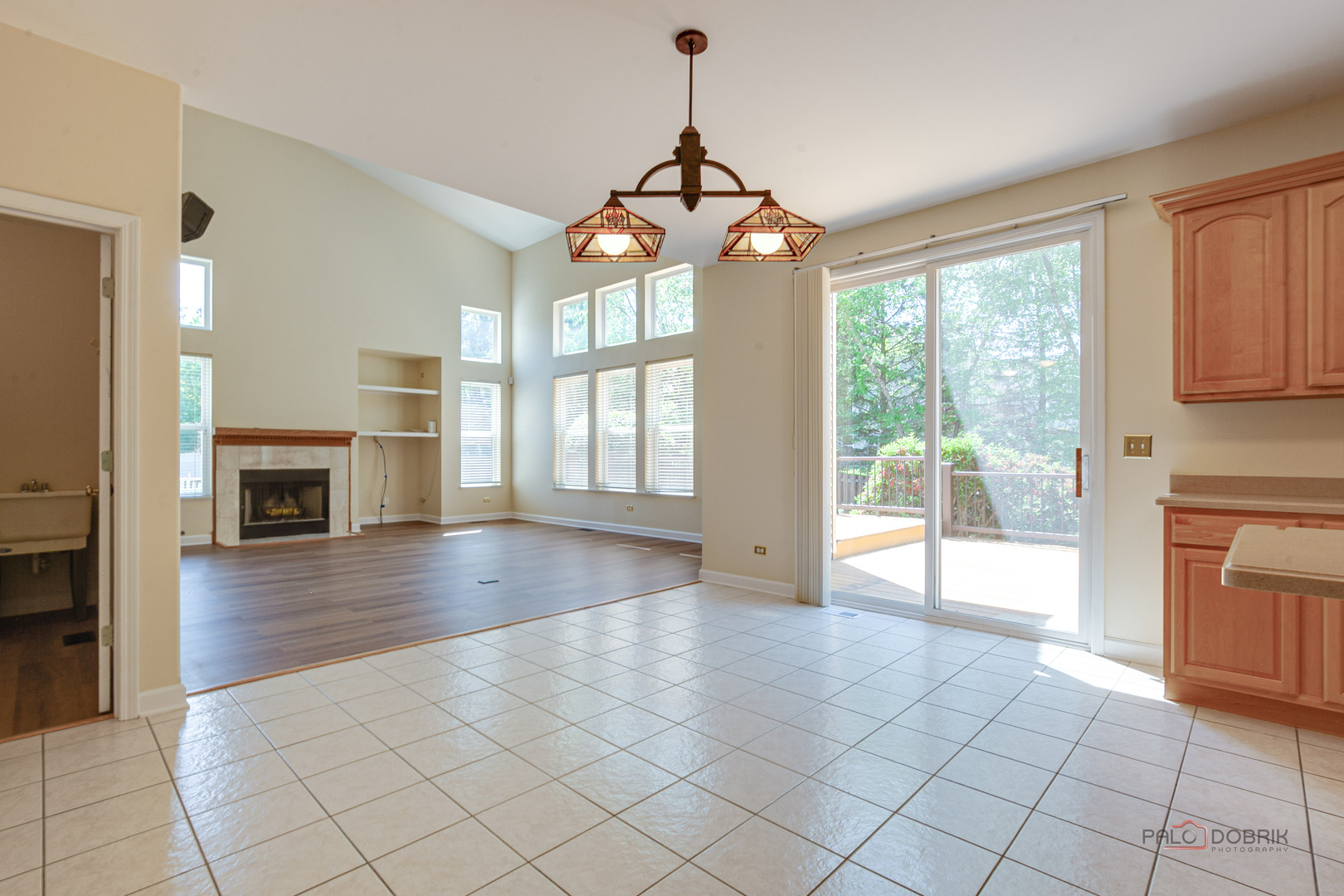 2224 Cathedral Court, Gurnee, IL 60031