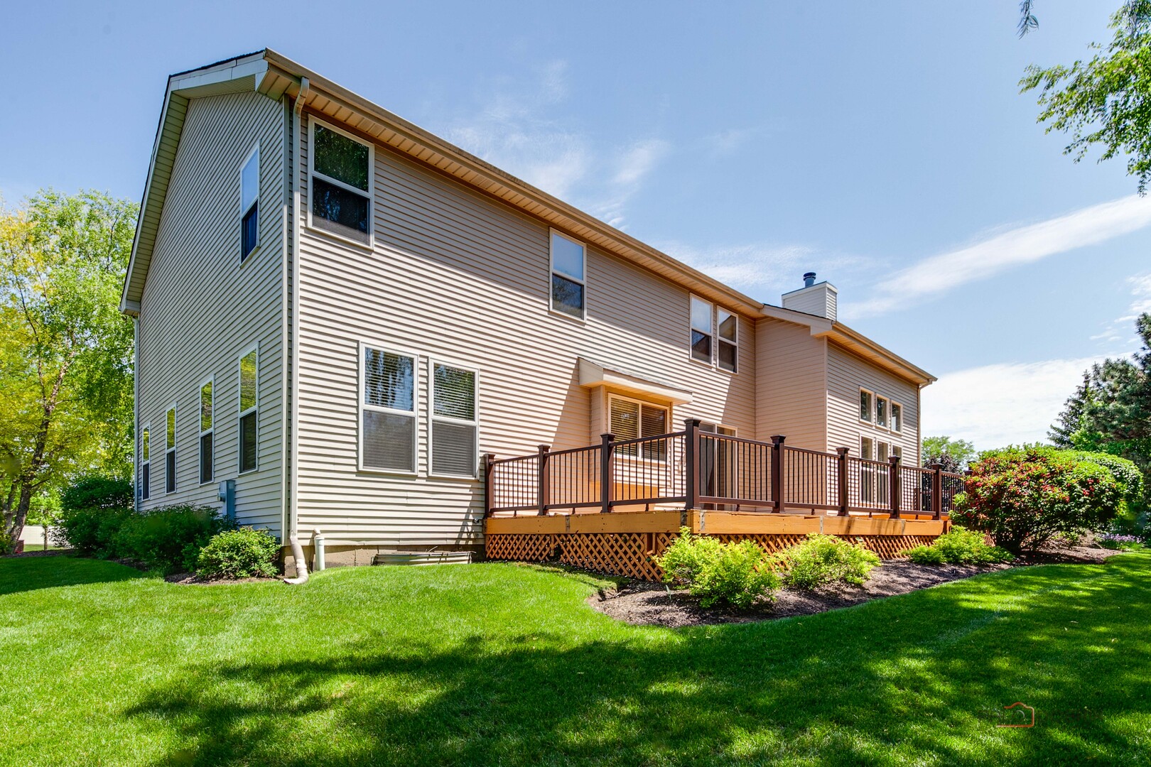 2224 Cathedral Court, Gurnee, IL 60031