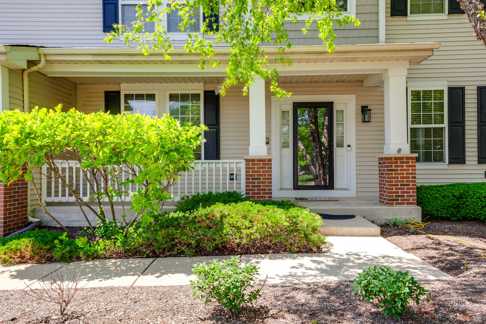 2224 Cathedral Court, Gurnee, IL 60031